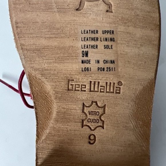 Gee WaWa Red Suede Round Toe Lace Up Ankle Chukka Boots Size 9 - Picture 10 of 10